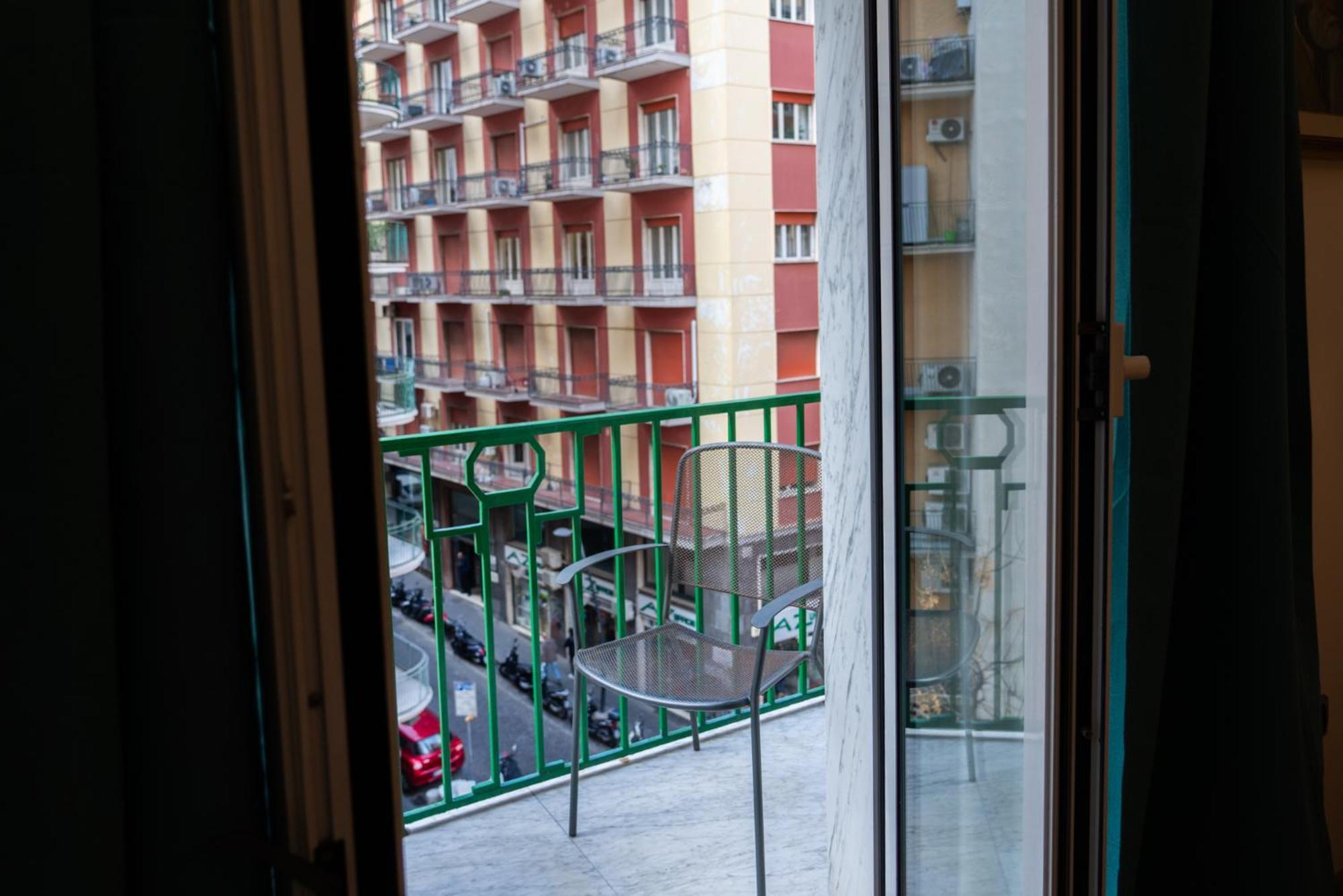 Suite Cervantes Naples Luaran gambar
