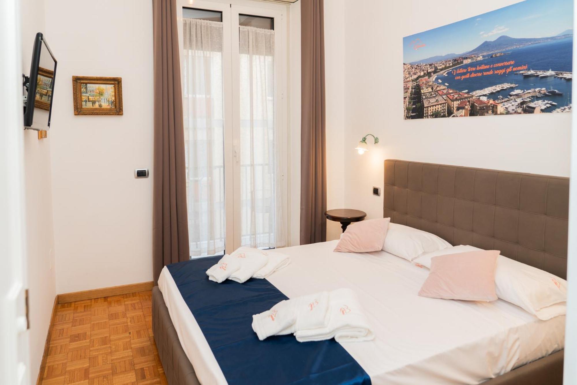Suite Cervantes Naples Luaran gambar