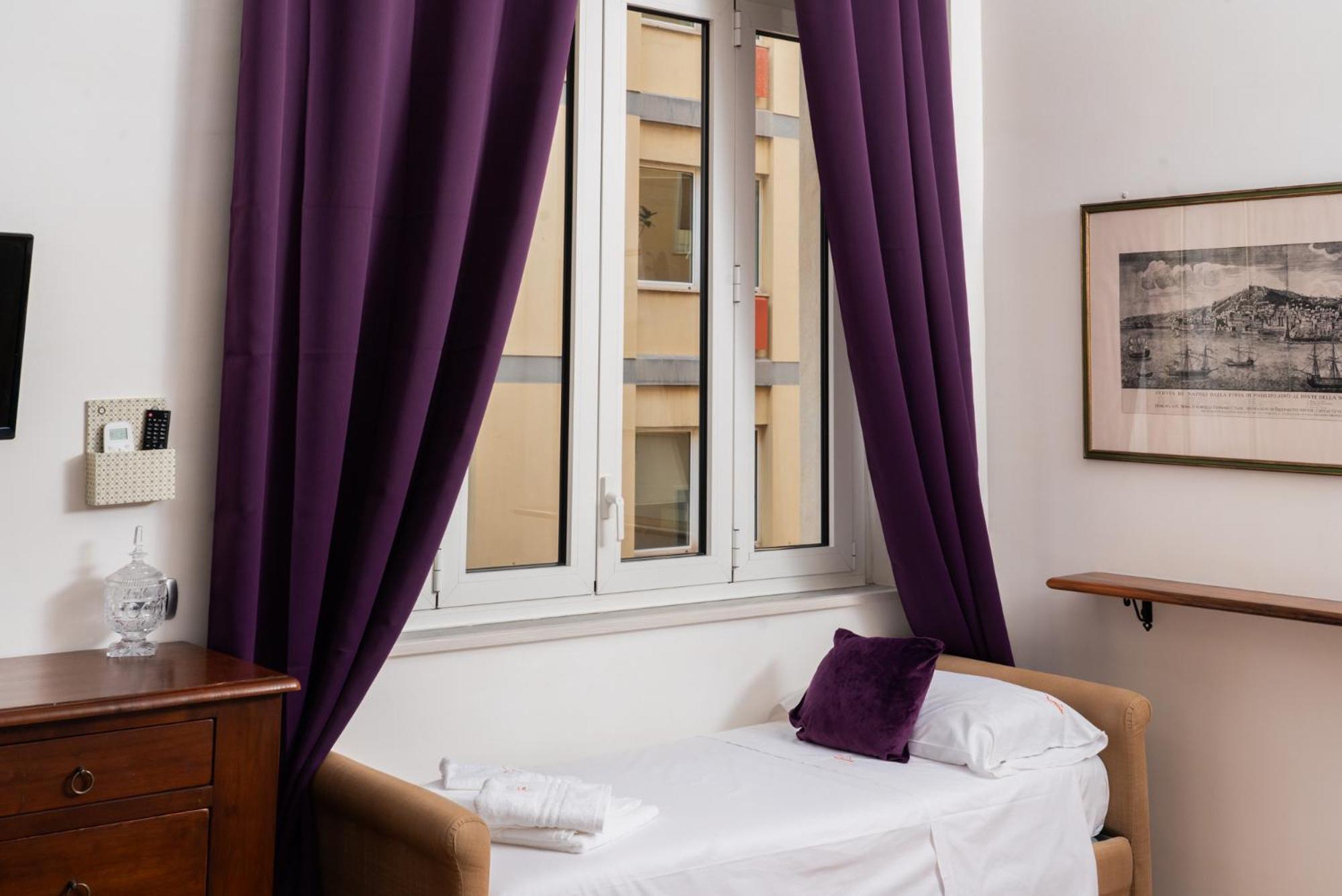 Suite Cervantes Naples Luaran gambar