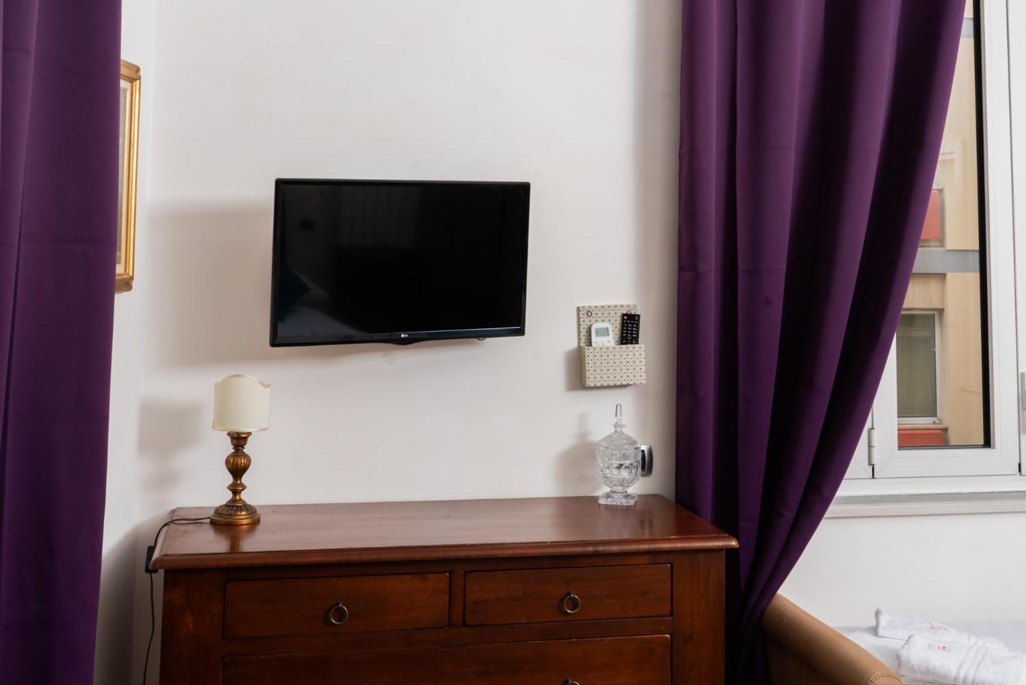 Suite Cervantes Naples Luaran gambar